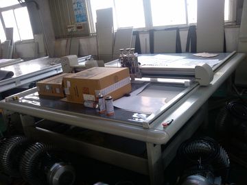 Durable Paper Box Cutting Machine 2500*1600mm Cutting Area For Soft Materials
