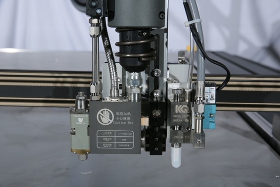 2-4Kg/h Liquid Glue Applicator Spray/Line/Dot Plot XY Glue Plotter For Stable Precise Dispensing